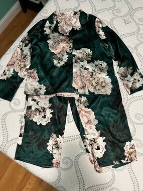 Linea Donatello Emerald Green and Blush Floral Satin Sleep Shorts